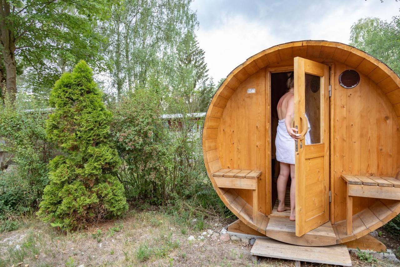 Am Grimnitzsee gemütliches Tiny House Bungalow mit Sauna und Kamin Joachimsthal Exterior foto